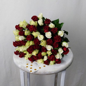 Букет цветов "Снег и пламя"