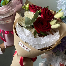 Букет с розами 115