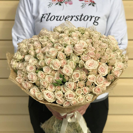 Букет из кремовых кустовых роз (51 шт). N629 - Фото 2