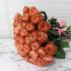 Букет из 51 пионовидной розы №161