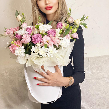 Элегантный букет в шляпной коробке «Изысканный» - Фото 2