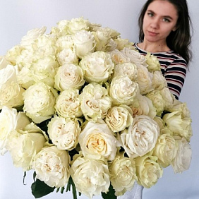 51 Белая роза (Эквадор 60 см)