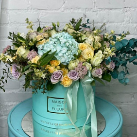 Корзина с цветами №388