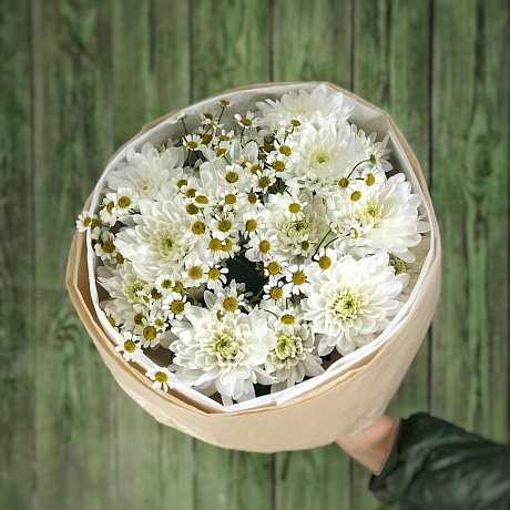 Хризантема с ромашками - Фото 3