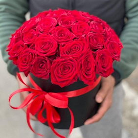 29 Роз в шляпной  коробке №161