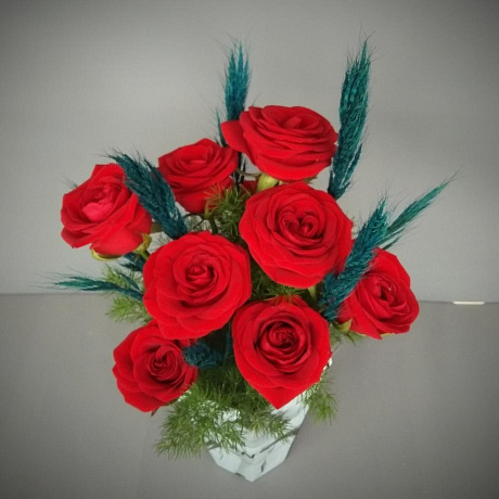 Красные розы в стильной коробочке - Фото 2