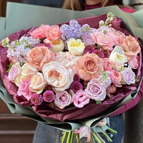 Букет подруге на день рождение «Восторг имоций»