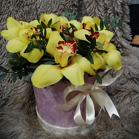 Коробочка с жёлтой орхидеей - Фото 2