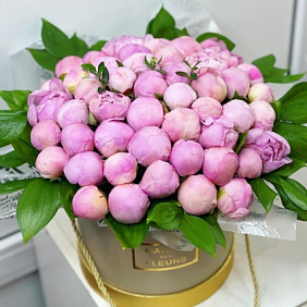 Цветы в коробке №719