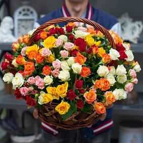 Корзина Цветочный коктейль