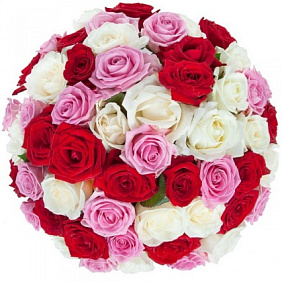 Яркий букет из 35 разноцветных роз