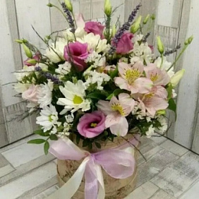 Цветы в коробке №168