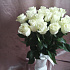 Букет из 21 белой эквадорской розы - Фото 4