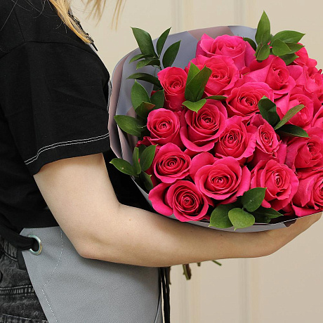 Букет из 21 малиновой розы 50 см (Эквадор) premium - Фото 2
