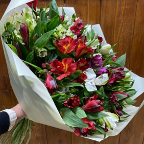 Букет из Альстрамерий №160