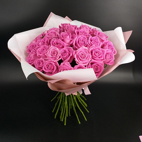 Розовые розы Аква в стильной упаковке - Фото 3