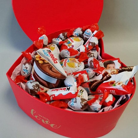 Букет из конфет "Kinder Love"