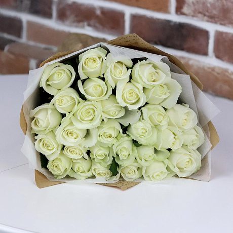 Букет из 29 белых роз (50 см). N895 - Фото 4