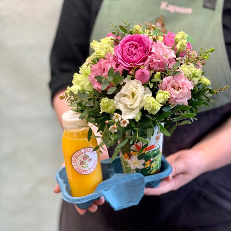 Утренний букет цветов со свежевыжатым апельсиновым соком - Фото 3