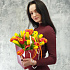 Букет ярких тюльпанов в коробке - Фото 6