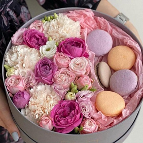 Цветы в коробке №577