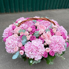 Корзина с цветами №237