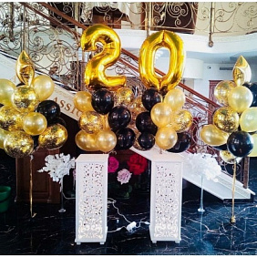 Композиция из шаров "Фонтаны с цифрами"