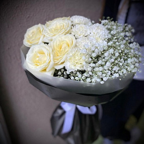 Букет цветов "Жемчужный"