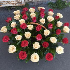 Роза микс в корзине №160