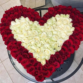 Букет цветов "Счастья в месте со мной"