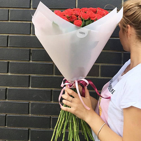 Букет из кустовых роз Ред Фреш - Фото 2