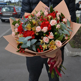 Букет цветов "Хоровод Красок"