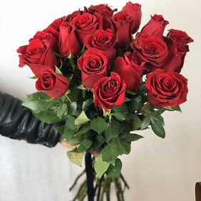 Букет цветов "Первая страсть"