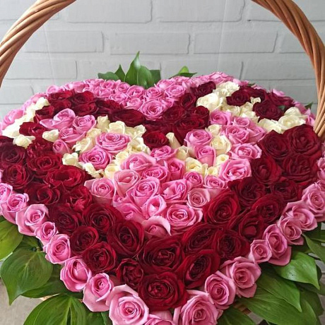 Корзина цветов LOVE - Фото 3