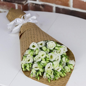 Эустома белая 9 веточек. N191