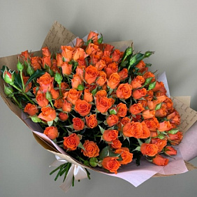 Роза кустовая оранжевая