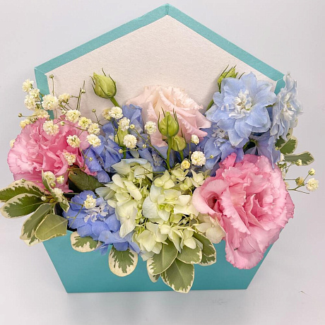 Голубая коробочка с цветами - Фото 2