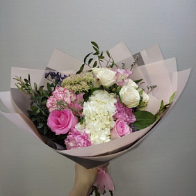 Букет цветов "Нежное ассорти"
