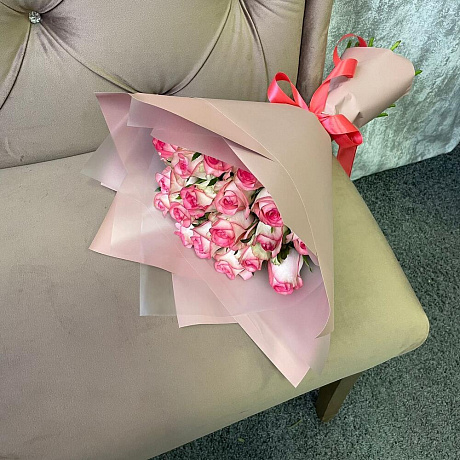 Букет из 19 роз Джумилия (50 см ) - Фото 3