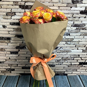 Кустовая роза №169