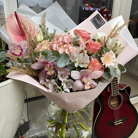 Букет цветов "с любовью" №166
