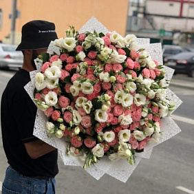 Нежный Букет из пиано видных роз