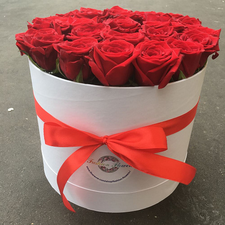 29 красных роз в коробке №160 - Фото 3