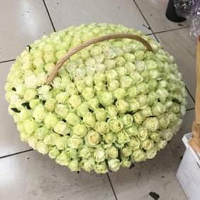 Букет цветов "Роскошь белых роз"