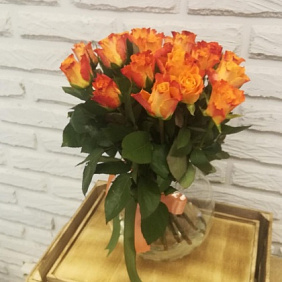 "НК" 19 оранжевых кенийских роз