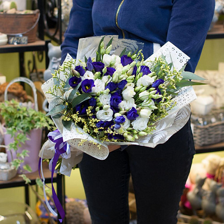 Букет из лизиантусов Элегантный - Фото 3