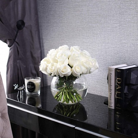 Букет из 25 роз Proud в вазе