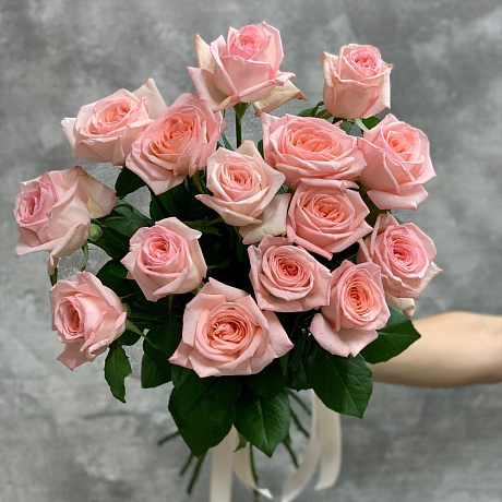 Ароматный букет из французской розы Пинк ОХара - Фото 3