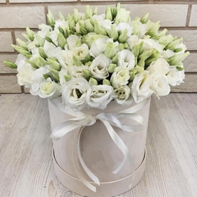 Белая эустома в коробке №162