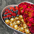 Коробка сердце с конфетами орехами и ягодами клубники и черники - Фото 5